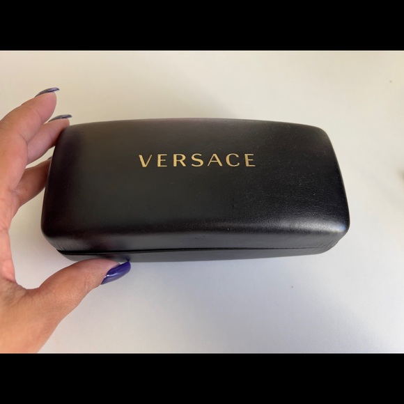 Versace sunglasses - Picture 2 of 4